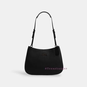 NWT Coach Penelope Shoulder Bag Black